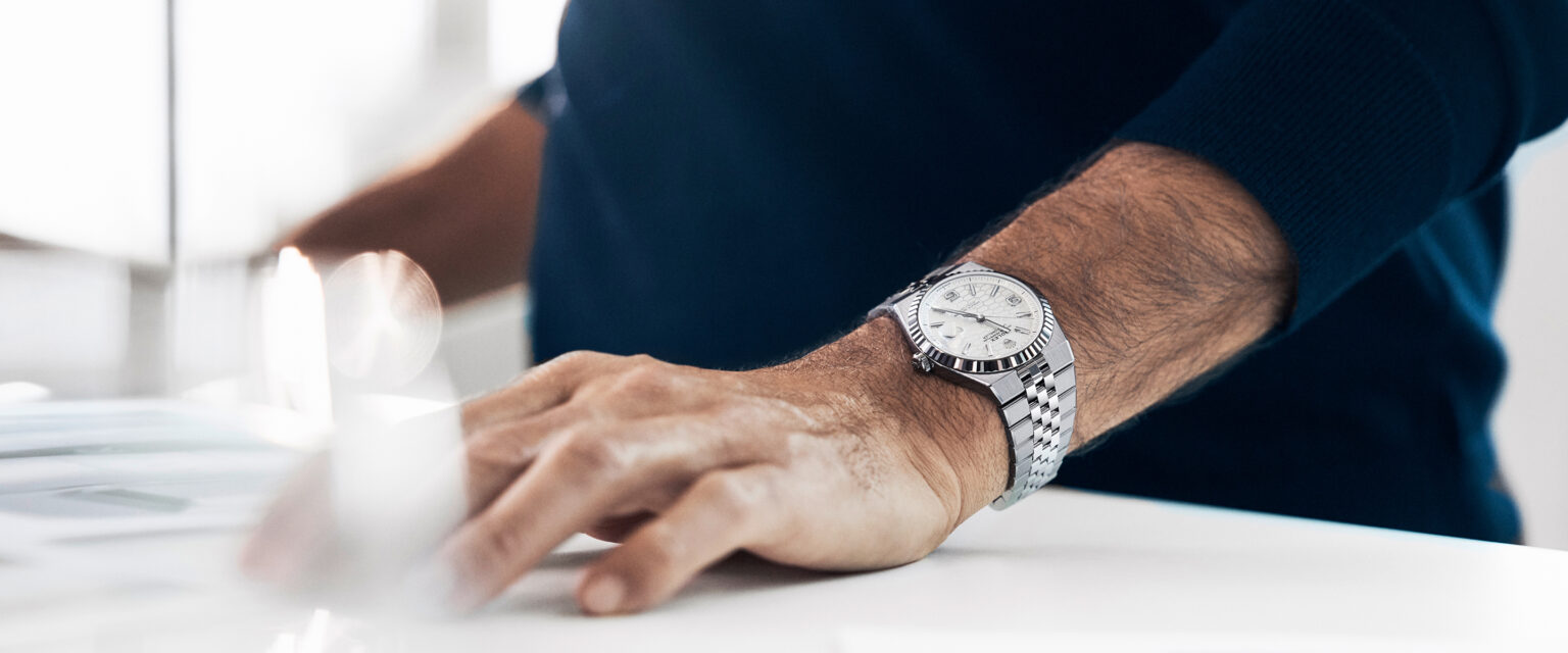 rolex-the-land-dweller-roger-federer-wrist-watch_and_rfederer_2411ab_2-landscape-1536x640 rolex-the-land-dweller-roger-federer-wrist-watch_and_rfederer_2411ab_2-landscape-1536x640