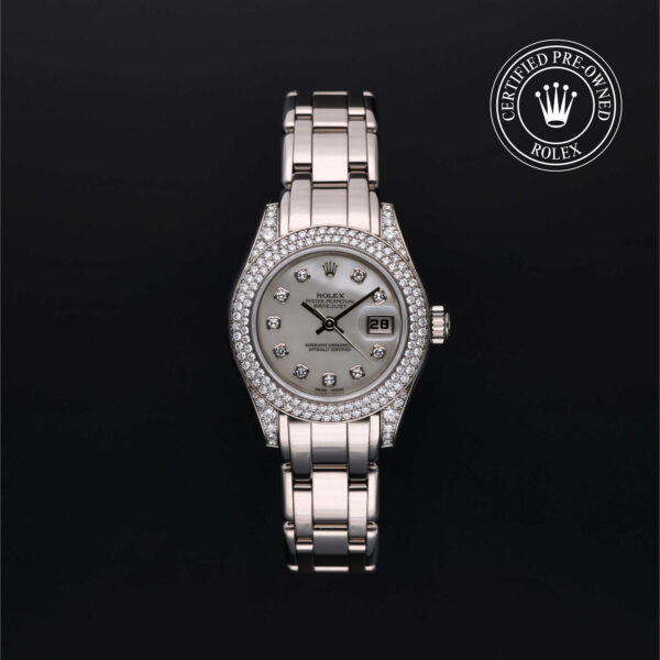 Oyster Perpetual Pearlmaster 29